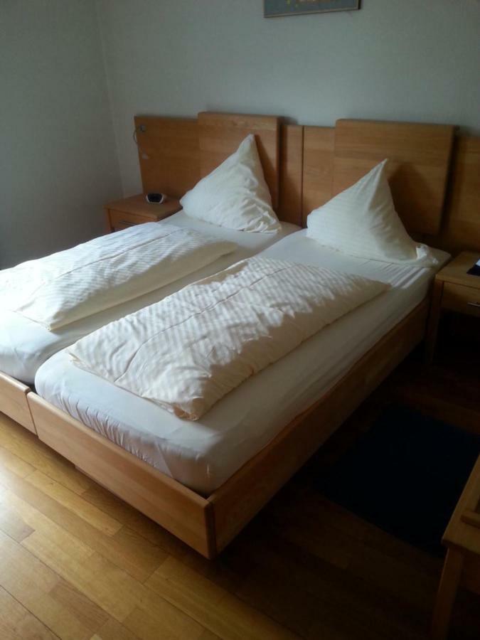Gaestehaus Im Tal 18 เฮลเลนธาล ภายนอก รูปภาพ